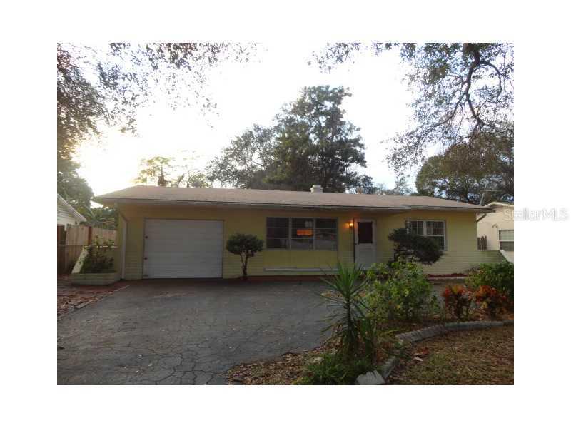 10614 104th St., Largo, FL 33773