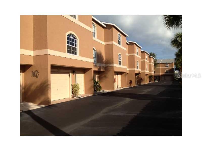 637 Pinellas Bayway #206, Tierra Verde, FL 33715