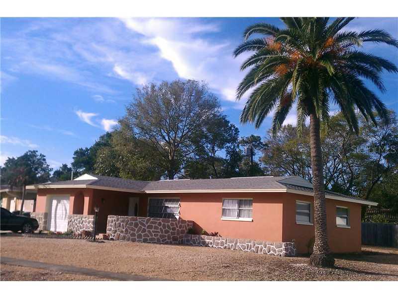 550 Hillcrest Dr., Largo, FL 33771