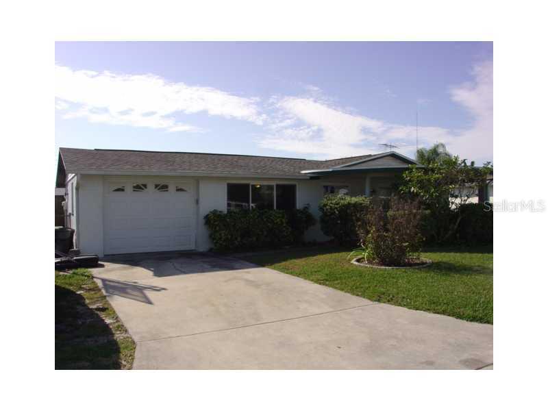 3748 Baden Dr., Holiday, FL 34691