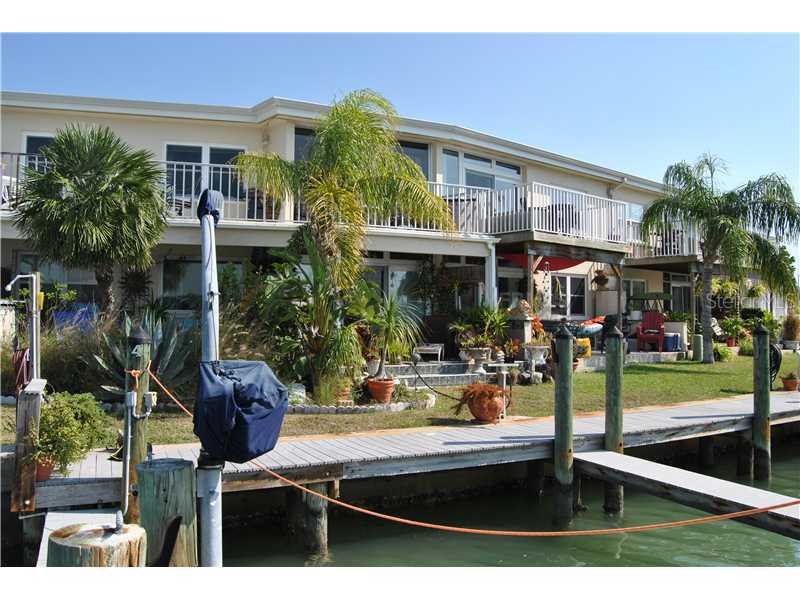 205 Dolphin Point #7, Clearwater, FL 33767