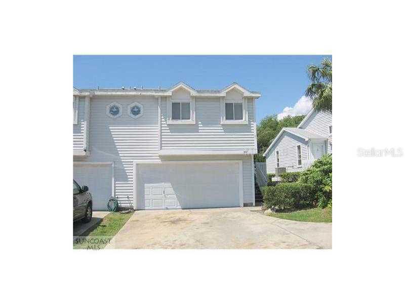 557 Oceanview Ave., Palm Harbor, FL 34683