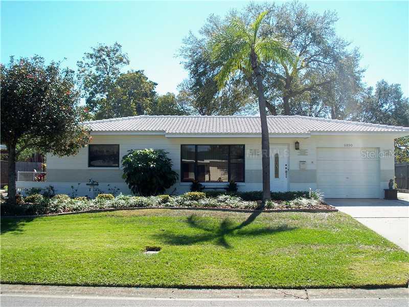 6890 29th Ter., St Petersburg, FL 33710