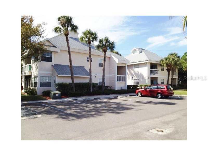 6907 Stonesthrow Cir. #2103, St Petersburg, FL 33710