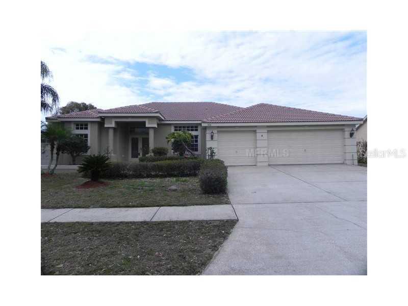 560 Manisha Pl., Tarpon Springs, FL 34688