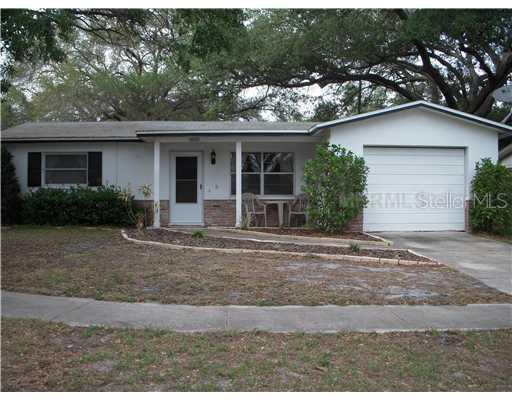 1020 Woodbrook Dr., Largo, FL 33770