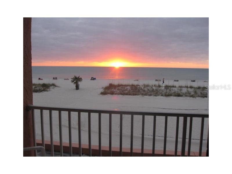 9980 Gulf Blvd. #210, Treasure Island, FL 33706