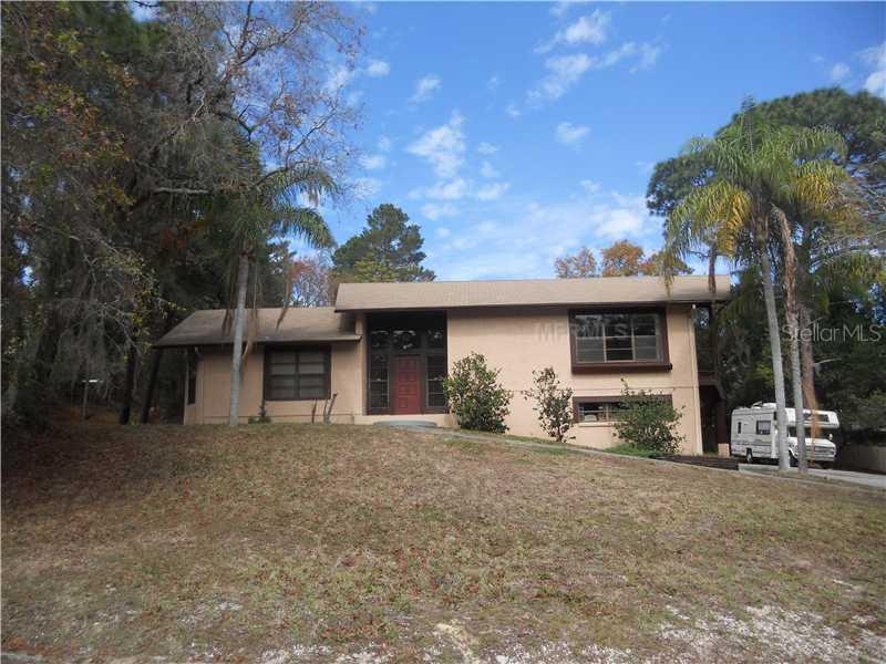 1633 Grandview Dr., Tarpon Springs, FL 34689