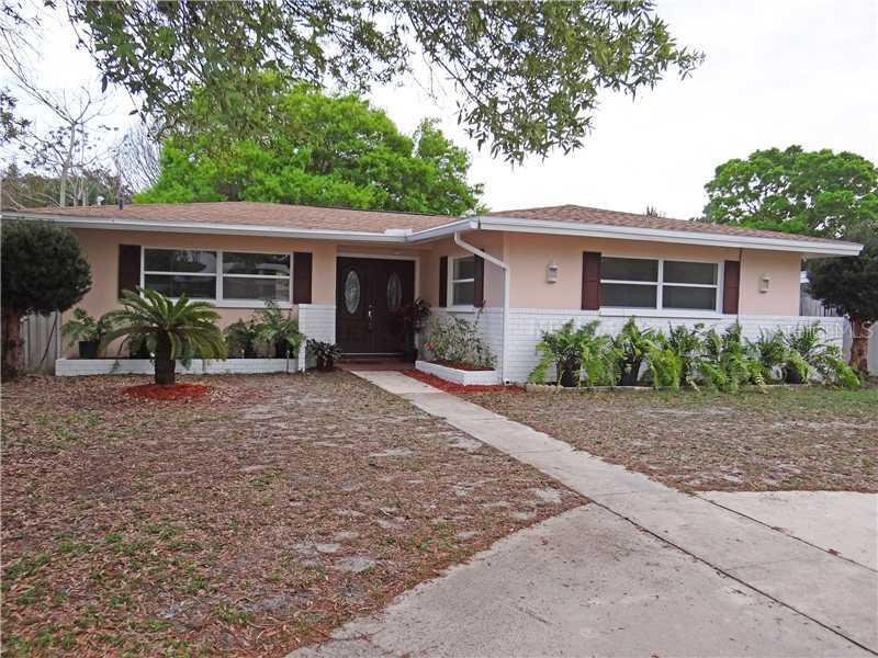 6138 8th Ave., Gulfport, FL 33707