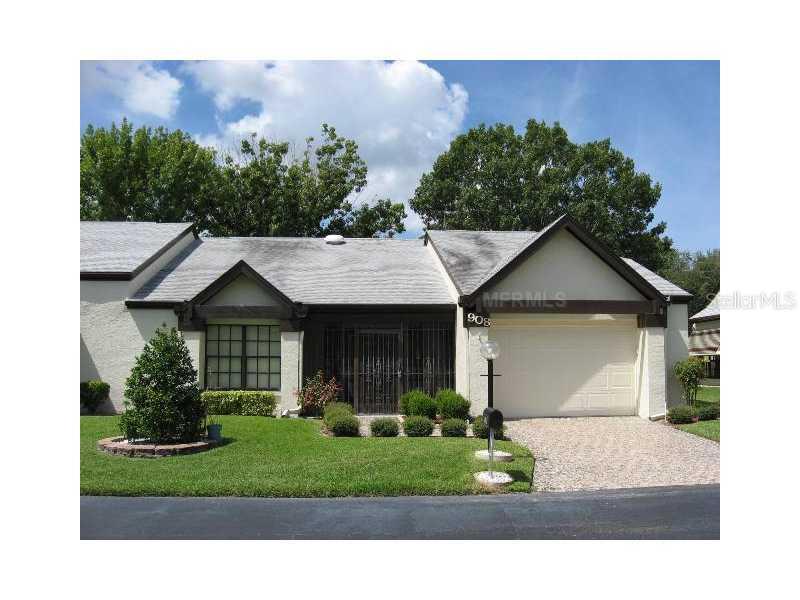 908 Rosewood Ln., Palm Harbor, FL 34684