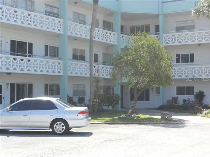 2455 Finlandia Ln. #11, Clearwater, FL 33763