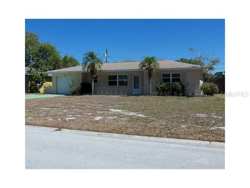8899 109th St., Seminole, FL 33772