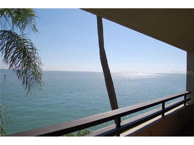 103 1st E St. #102, Tierra Verde, FL 33715
