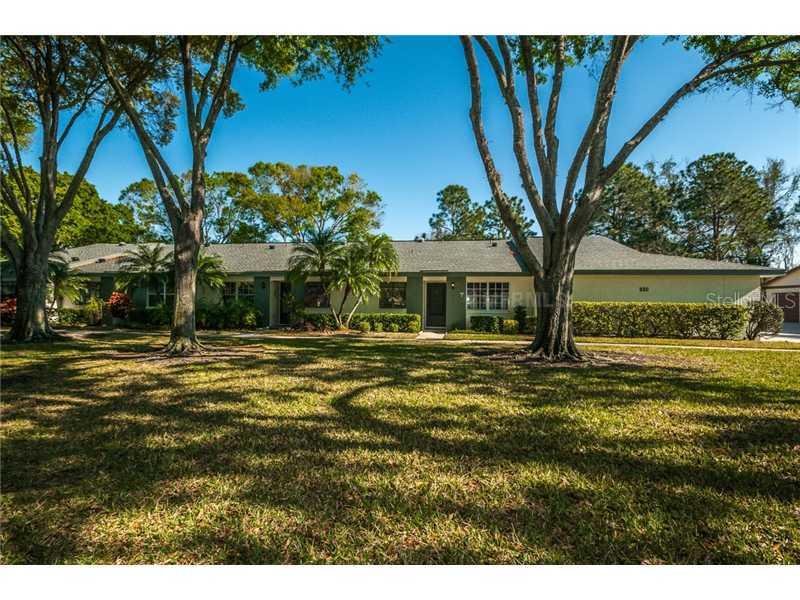 880 Glenmore Ct. #D, Palm Harbor, FL 34684