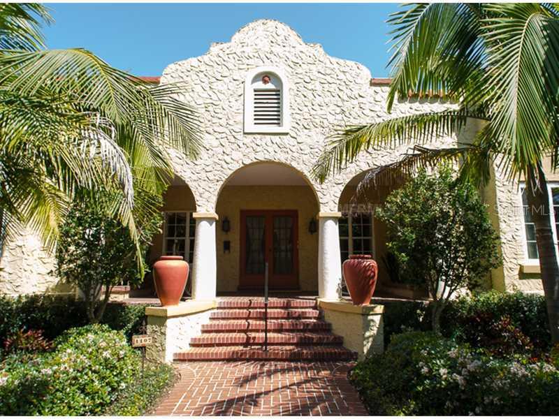 1107 14th Ave., St Petersburg, FL 33704