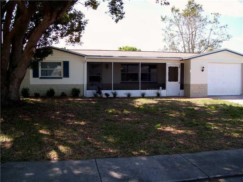 5246 Eagle Dr., Holiday, FL 34690