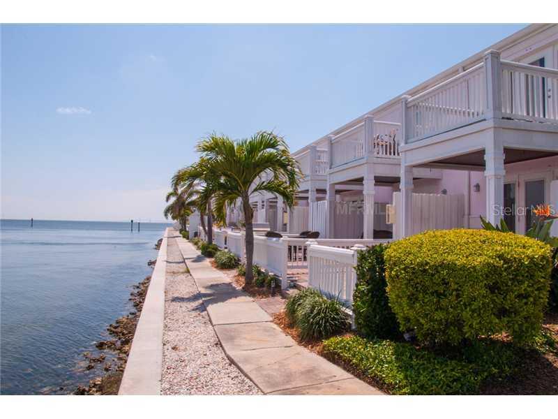 5142 Coquina Key Dr., St Petersburg, FL 33705