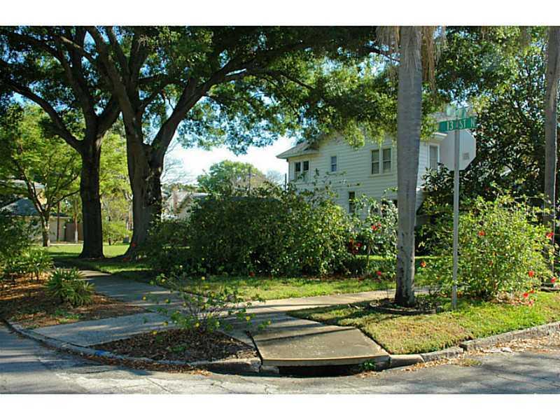 1227 14th Ave., St Petersburg, FL 33705