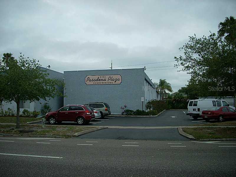 6700 1st Ave. #207, St Petersburg, FL 33707