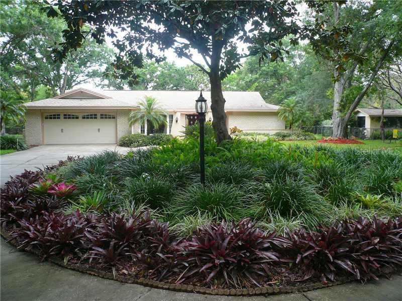 3010 Maple Trace, Tarpon Springs, FL 34688