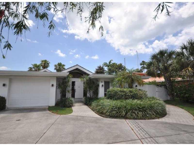61 Dolphin Dr., Treasure Island, FL 33706