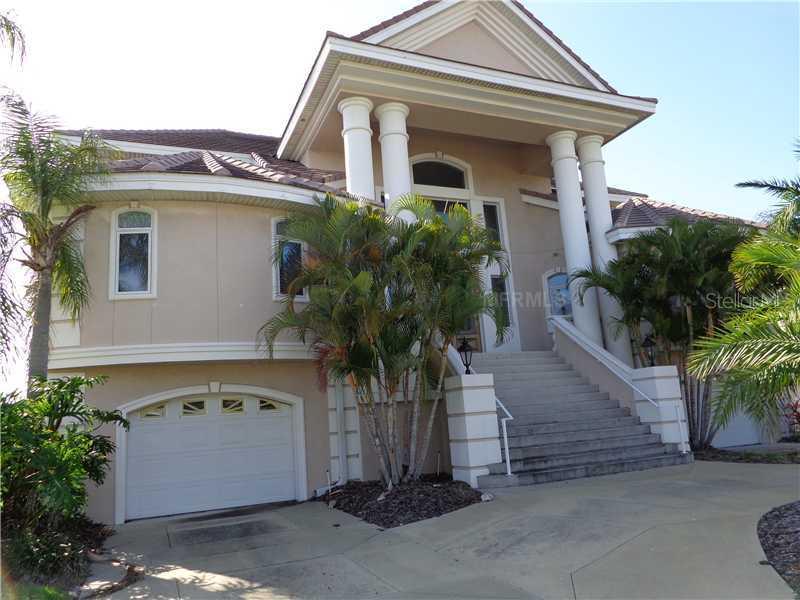 402 Buttonwood Ln., Largo, FL 33770