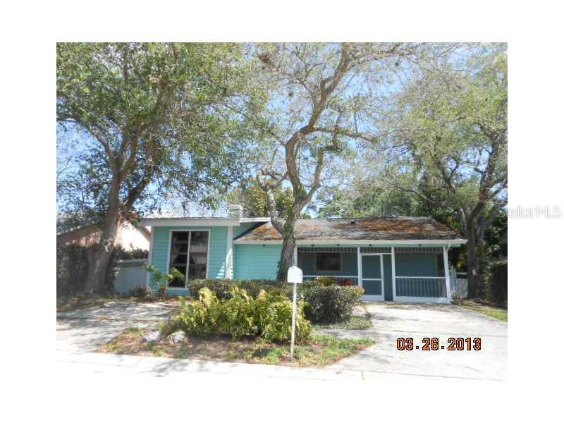 12303 102nd St., Largo, FL 33773