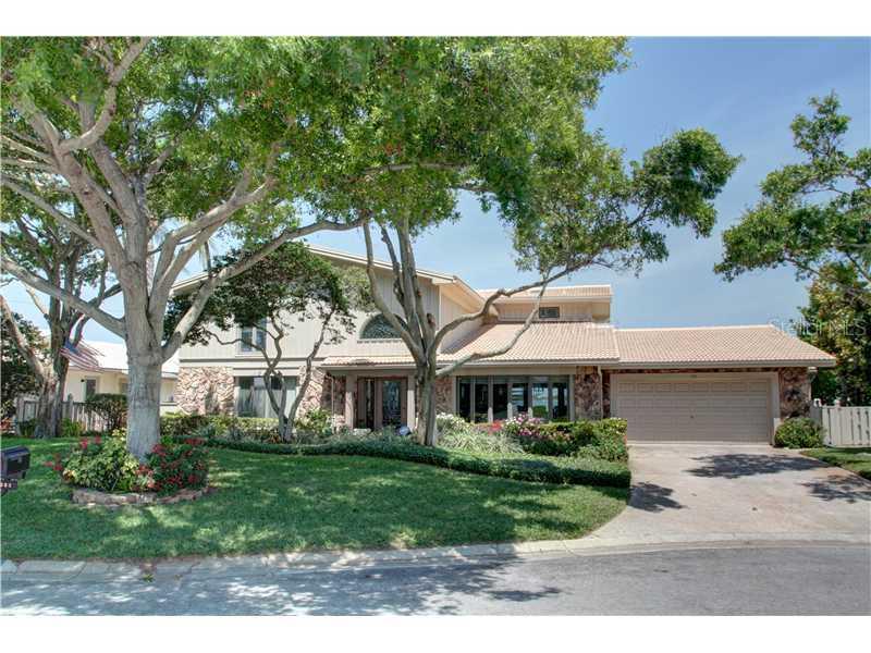 302 Buttonwood Ln., Largo, FL 33770