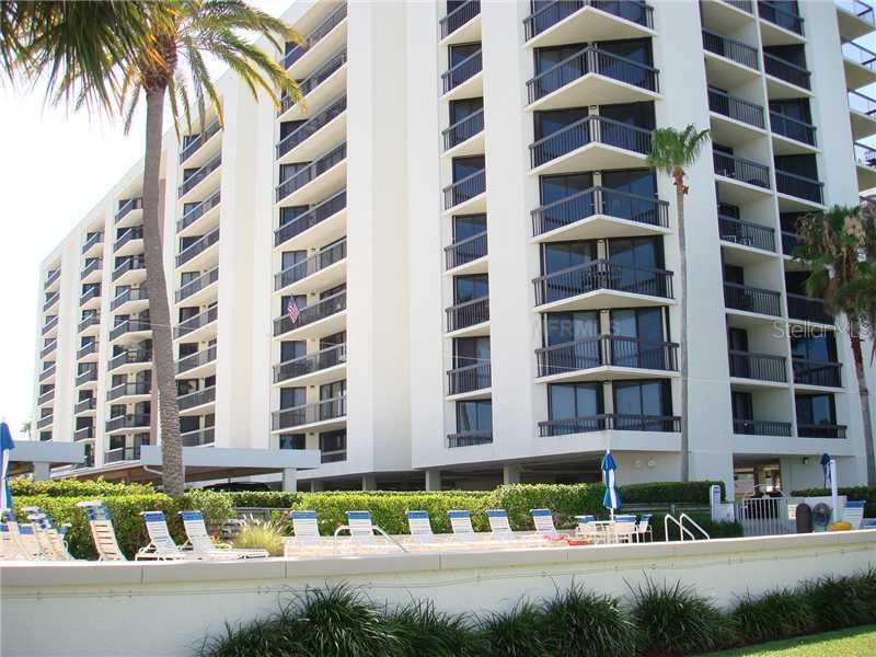 690 Island Way #206, Clearwater, FL 33767