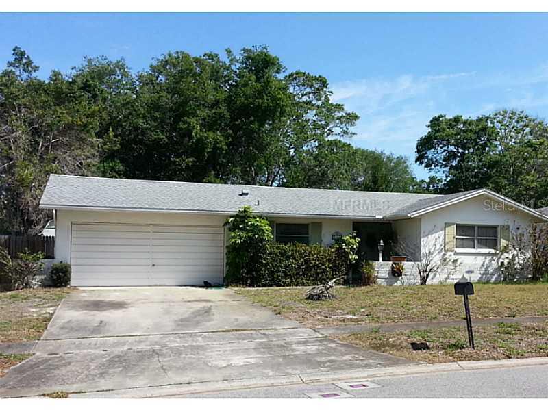 2585 10th Ave., Largo, FL 33770
