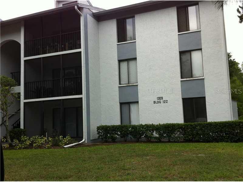 1309 Pine Ridge Cir. #D1, Tarpon Springs, FL 34688