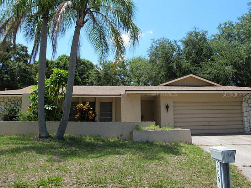 3096 Hickory Dr., Largo, FL 33770