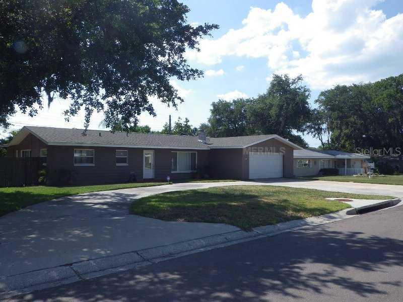 782 SW 25th St., Largo, FL 33770