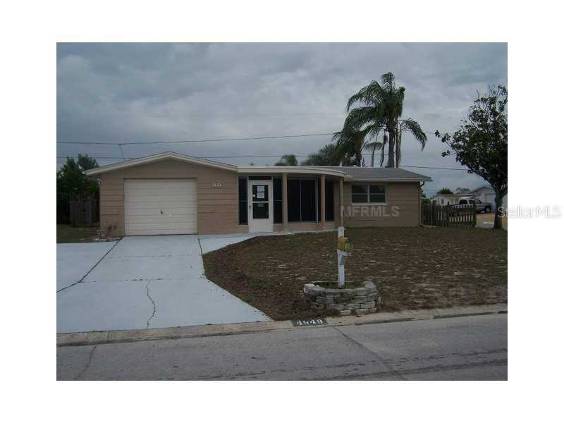 4949 Colonnade Ave., Holiday, FL 34690