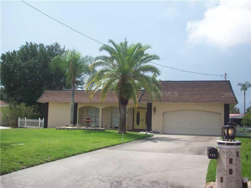 128 Carlyle Cir., Palm Harbor, FL 34683