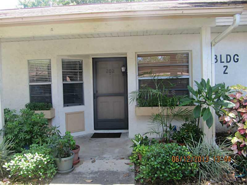 10670 43rd St. #202, Clearwater, FL 33762