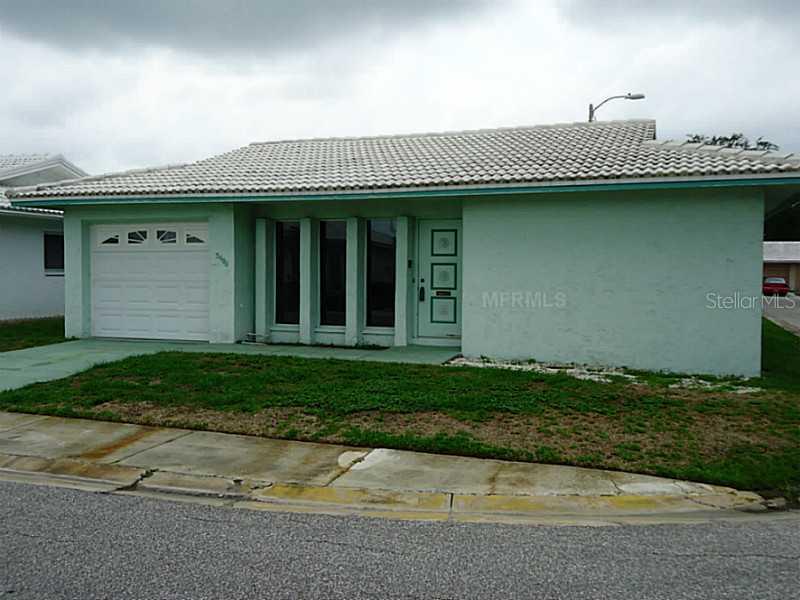 5490 Lemon Tree Ln. #4, Pinellas Park, FL 33782