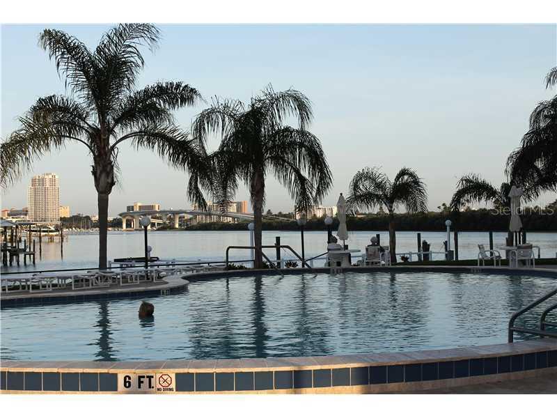 31 Island Way #201, Clearwater, FL 33767