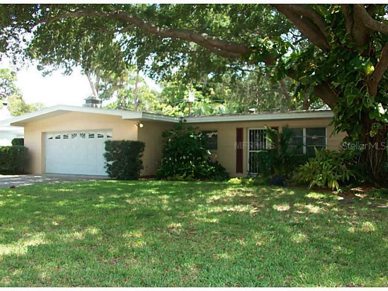 11650 Magnolia Ave., Seminole, FL 33772