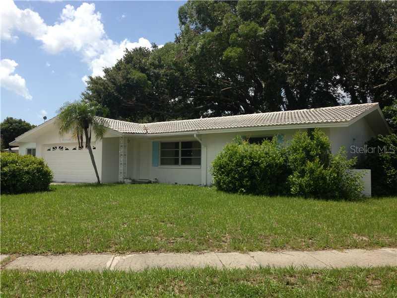 1698 Woodridge Dr., Clearwater, FL 33756