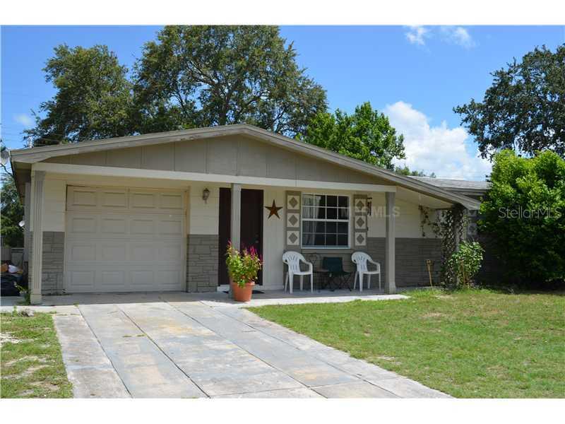 4823 Longwood Ave., Holiday, FL 34690
