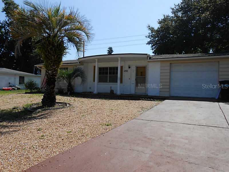 3700 Devonshire Dr., Holiday, FL 34691