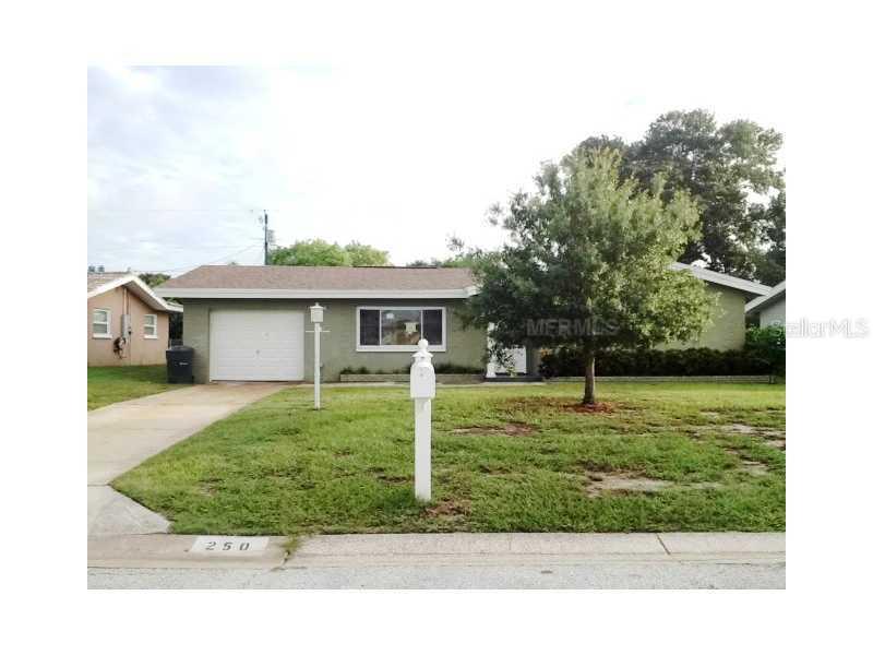 250 Regina Dr., Largo, FL 33770