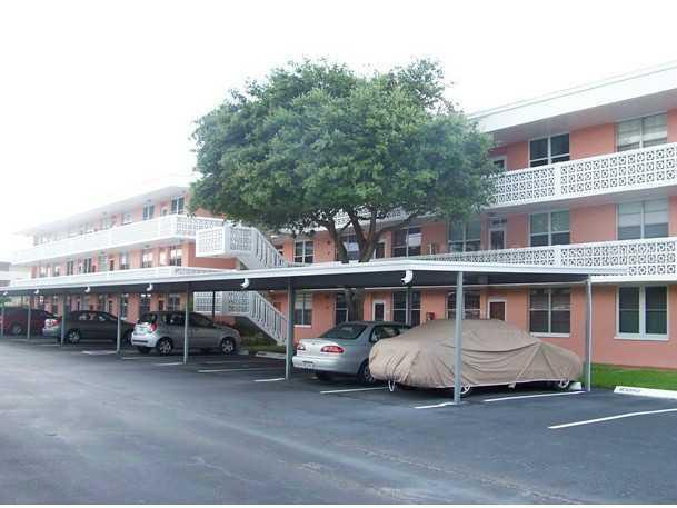 4895 Bay St. #116, St Petersburg, FL 33703