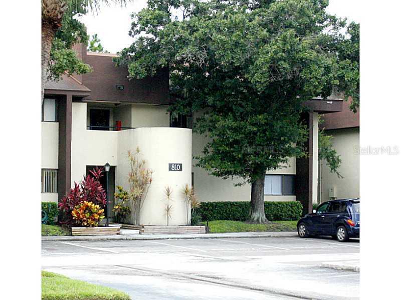 810 South Village Dr. #204, St Petersburg, FL 33716