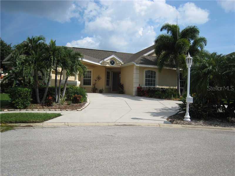 4707 Clipper Dr., Bradenton, FL 34208