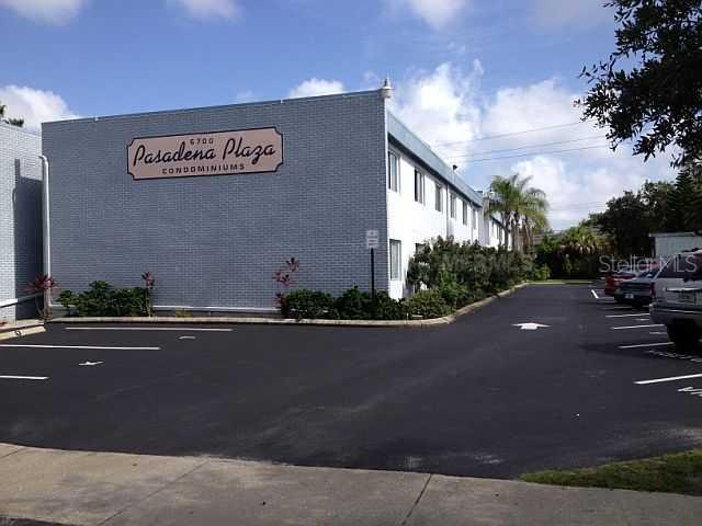 6700 1st Ave. #212, St Petersburg, FL 33707