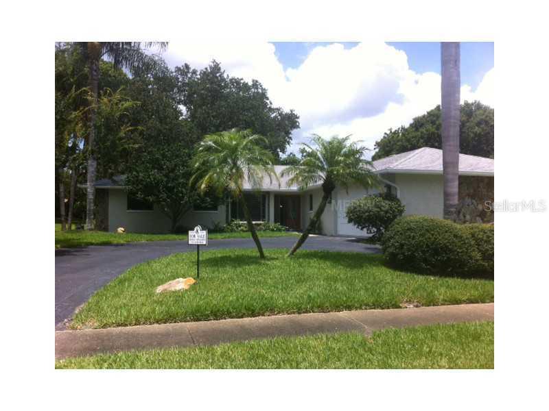 70 Woodcutter Ct., Palm Harbor, FL 34683
