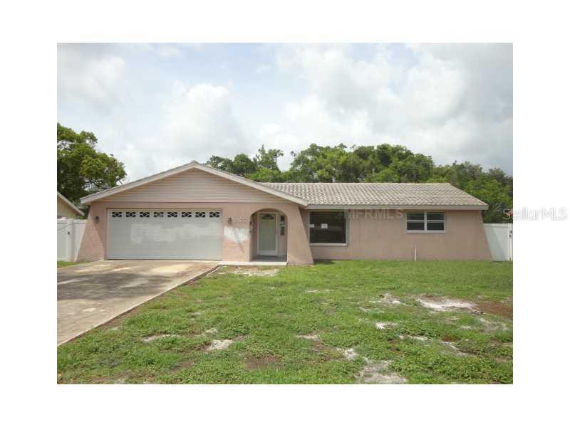 2465 66th Ave., St Petersburg, FL 33712