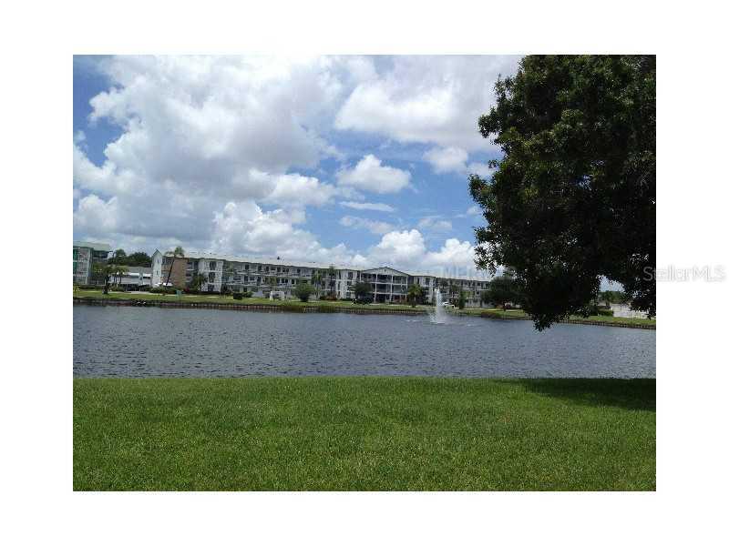 1900 59th Ave. #104, St Petersburg, FL 33714